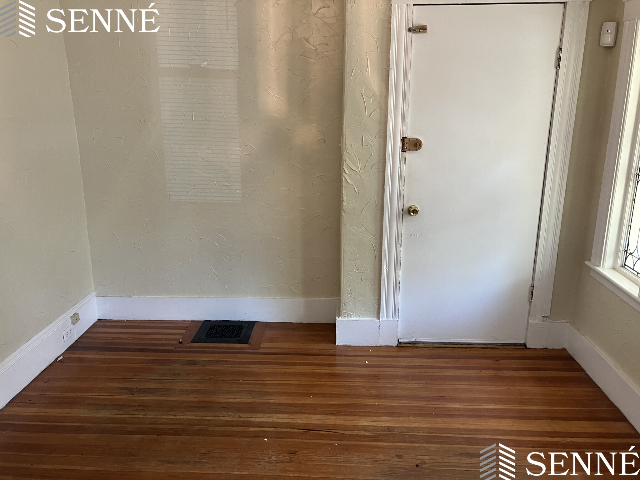 50 Bromfield St, Tufts