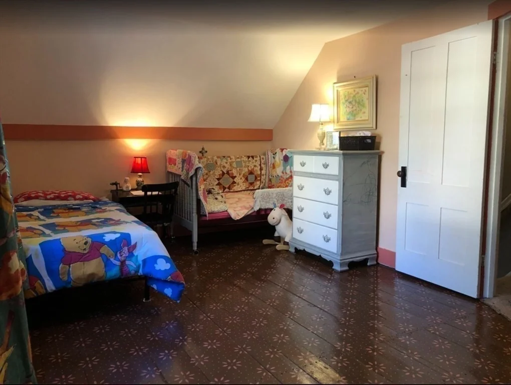 72 Ash St, Winchendon