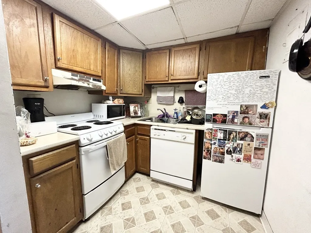 464 Commonwealth Ave, Fenway