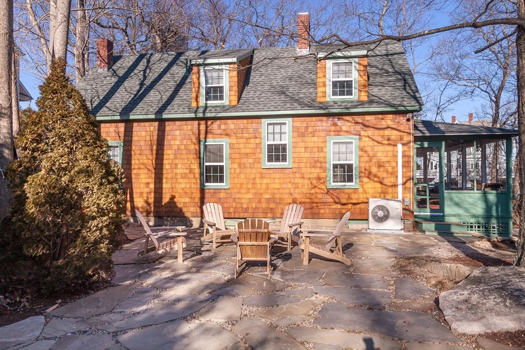 94 Atlantic, Cohasset