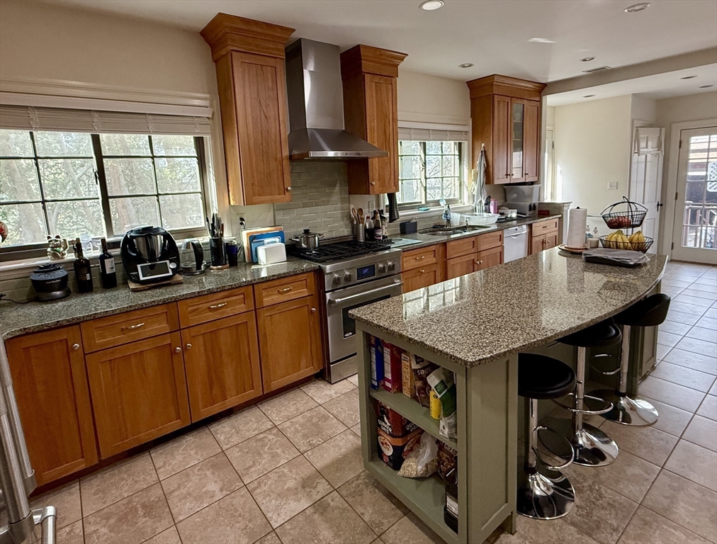 15 Winthrop Rd, Brookline