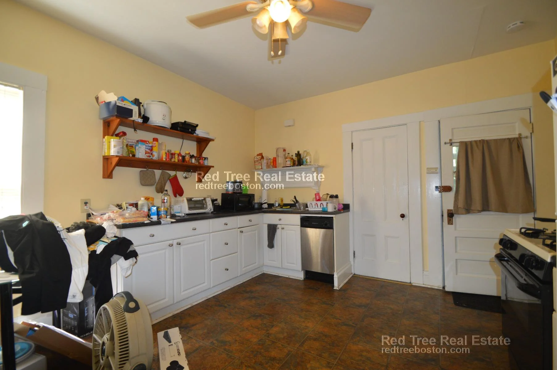 21 Holton St, Allston