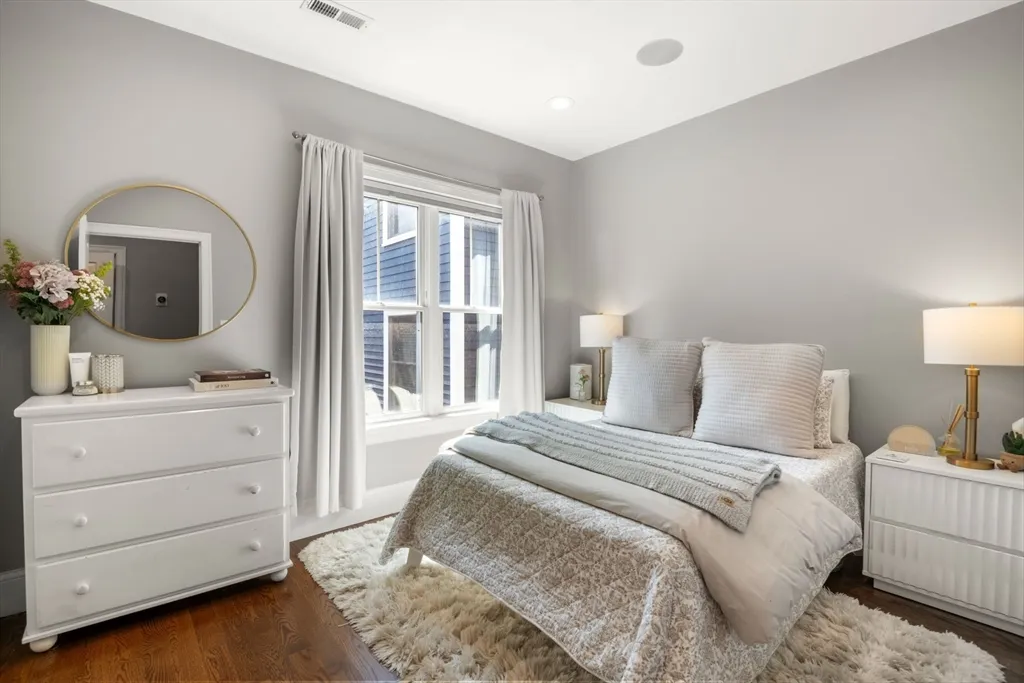 360 West 2nd St, South Boston