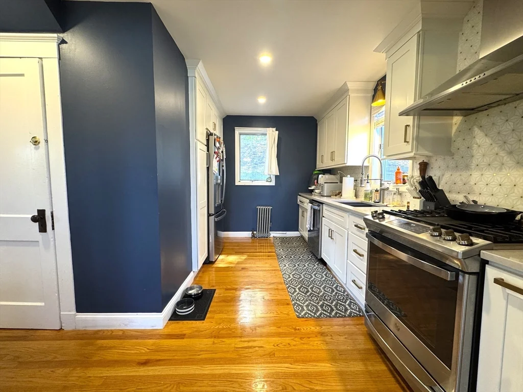 65 Whitford St, Roslindale