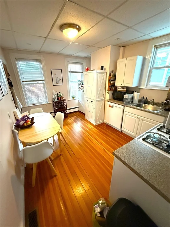 667 East 8th, South Boston