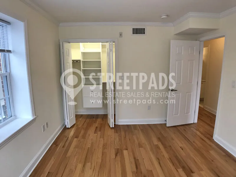 55 Langdon St, Neighborhood Nine