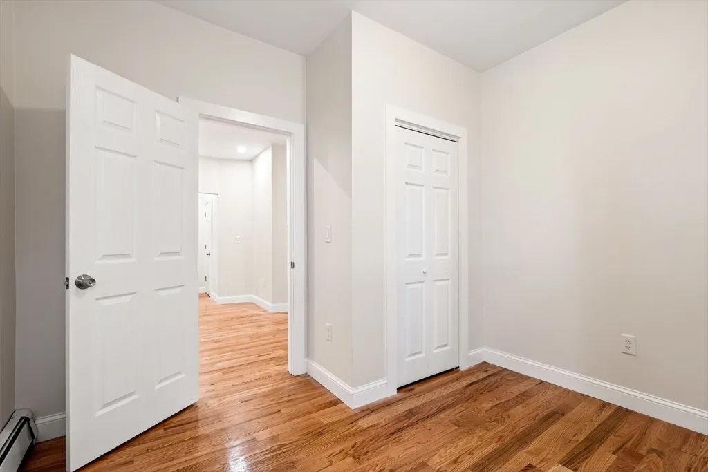 198 Salem St, North End