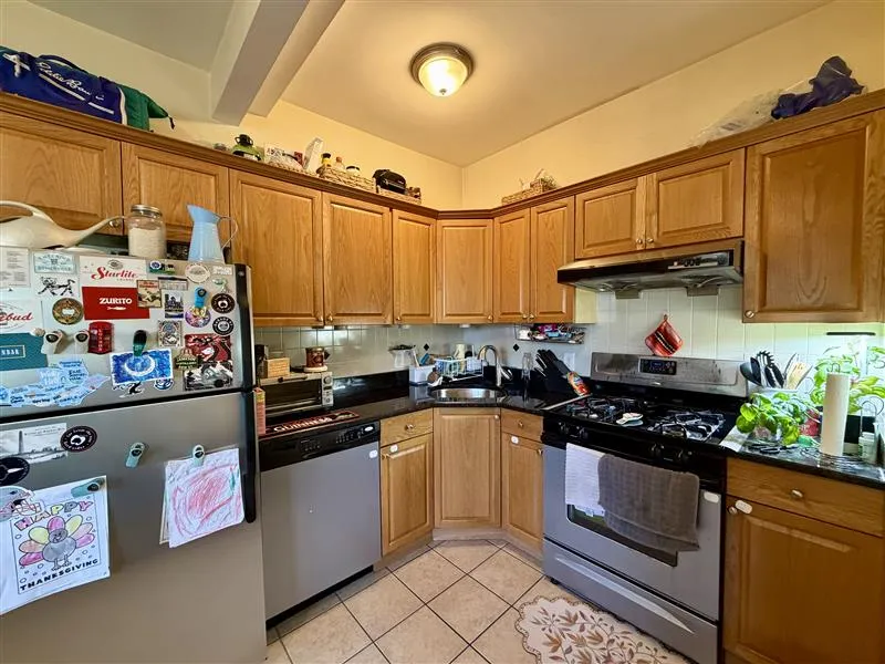 15 Bonair St, East Somerville