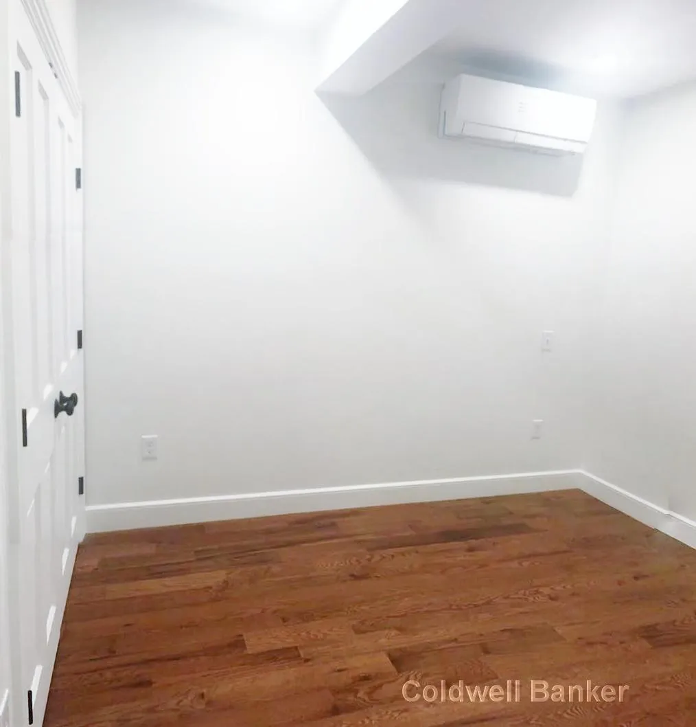 1776 Beacon St, Brookline