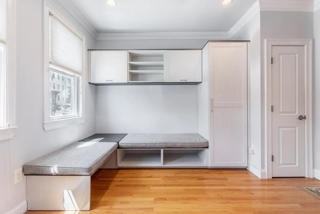 32 Emerson St, South Boston