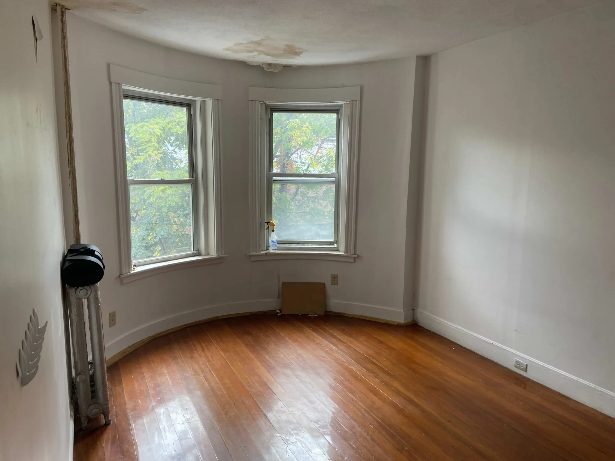 1905 Beacon St, Brookline