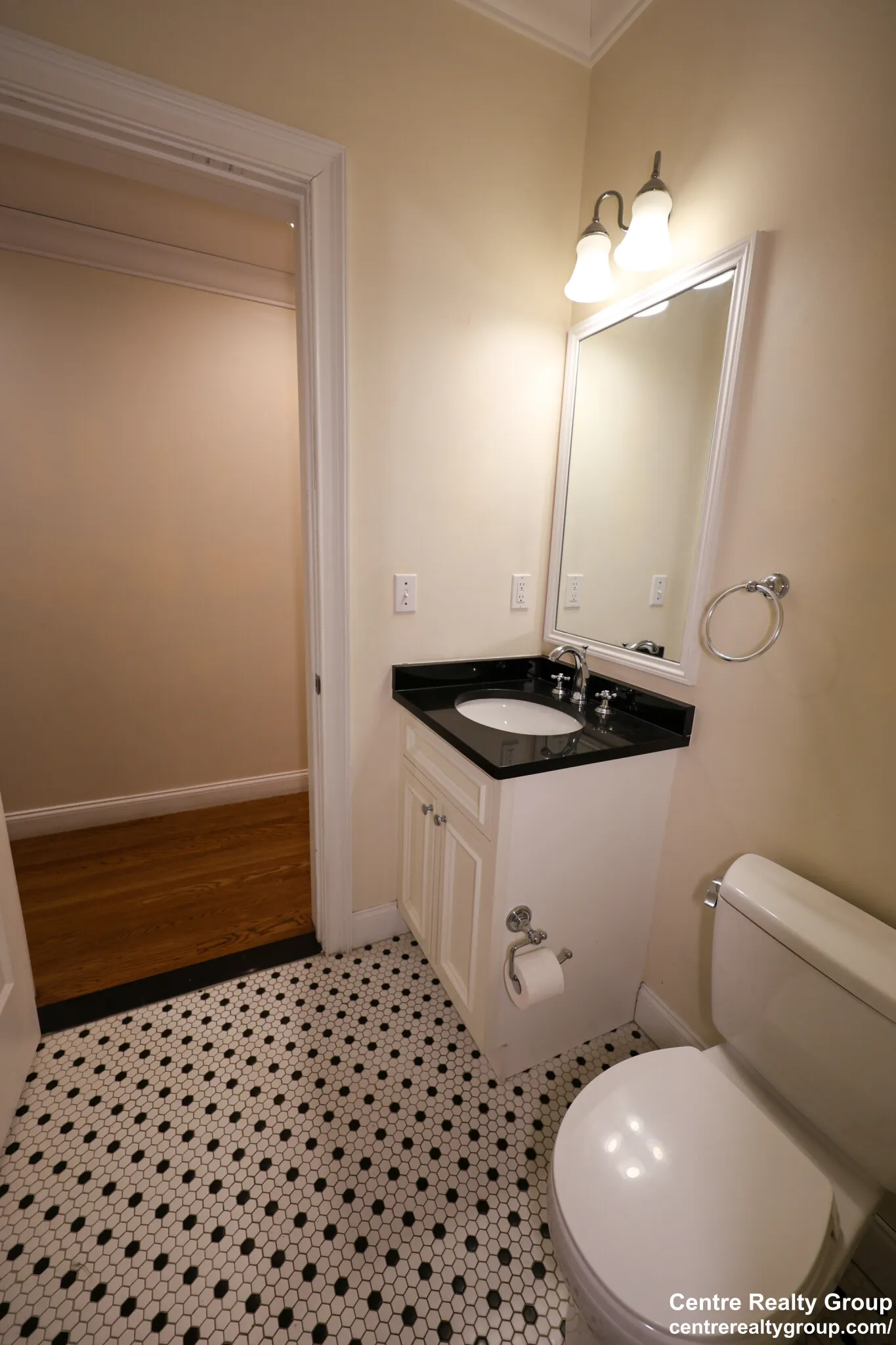 1803 Beacon St, Brookline