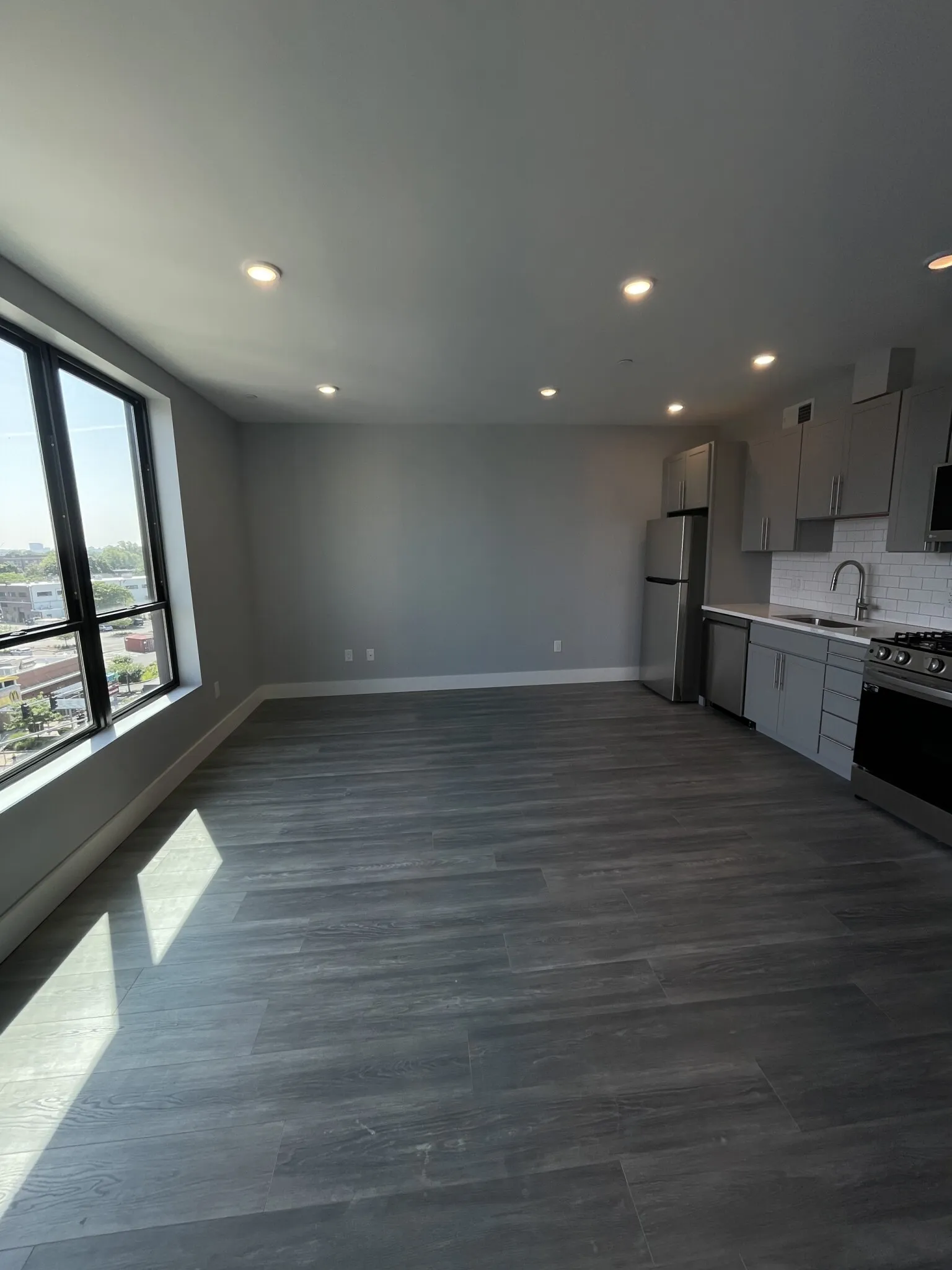 365 Western Ave, Brighton