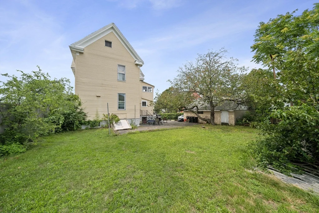 28 Federal Ave, Quincy