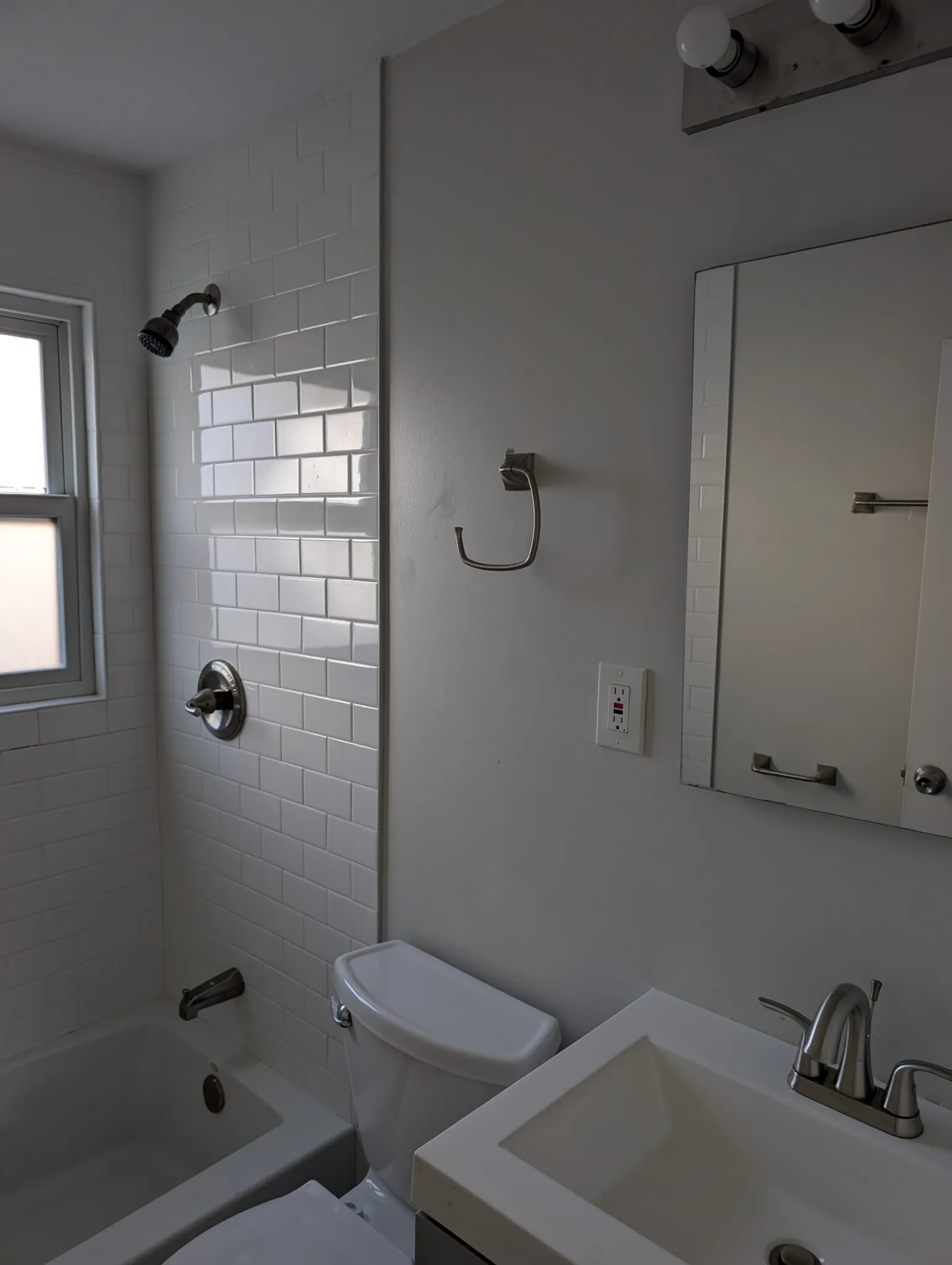 92 North St, West Somerville