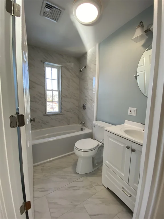20 Kenton Rd, Jamaica Plain