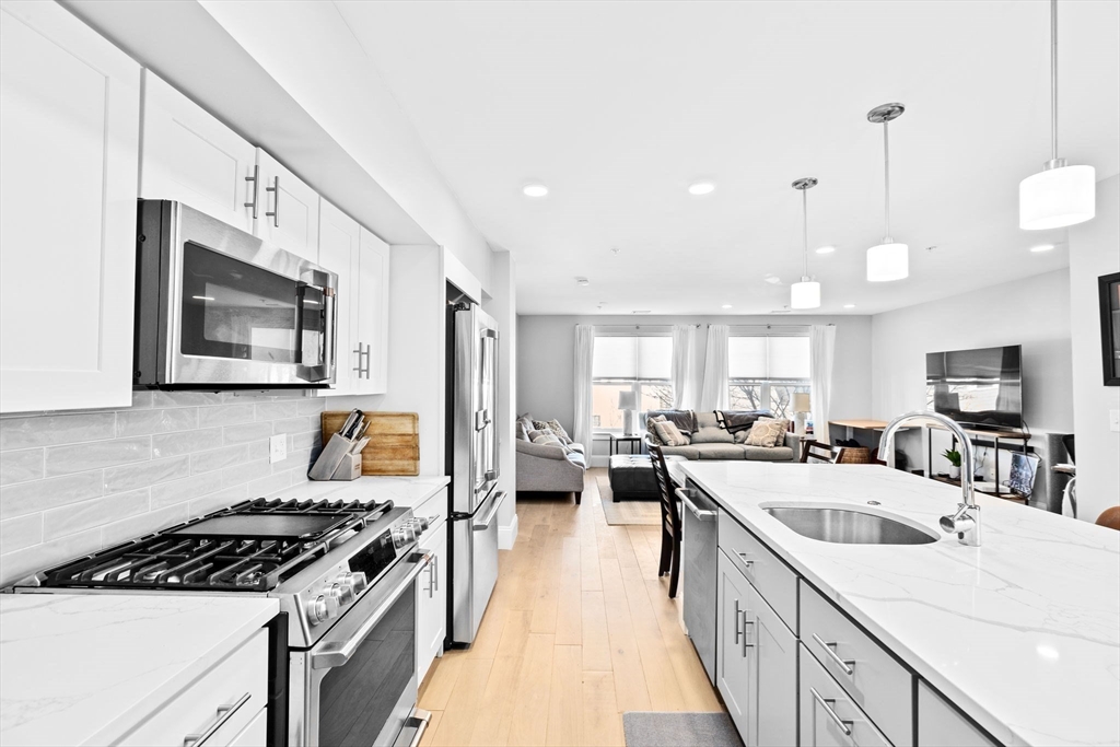 545 East 3rd St, South Boston