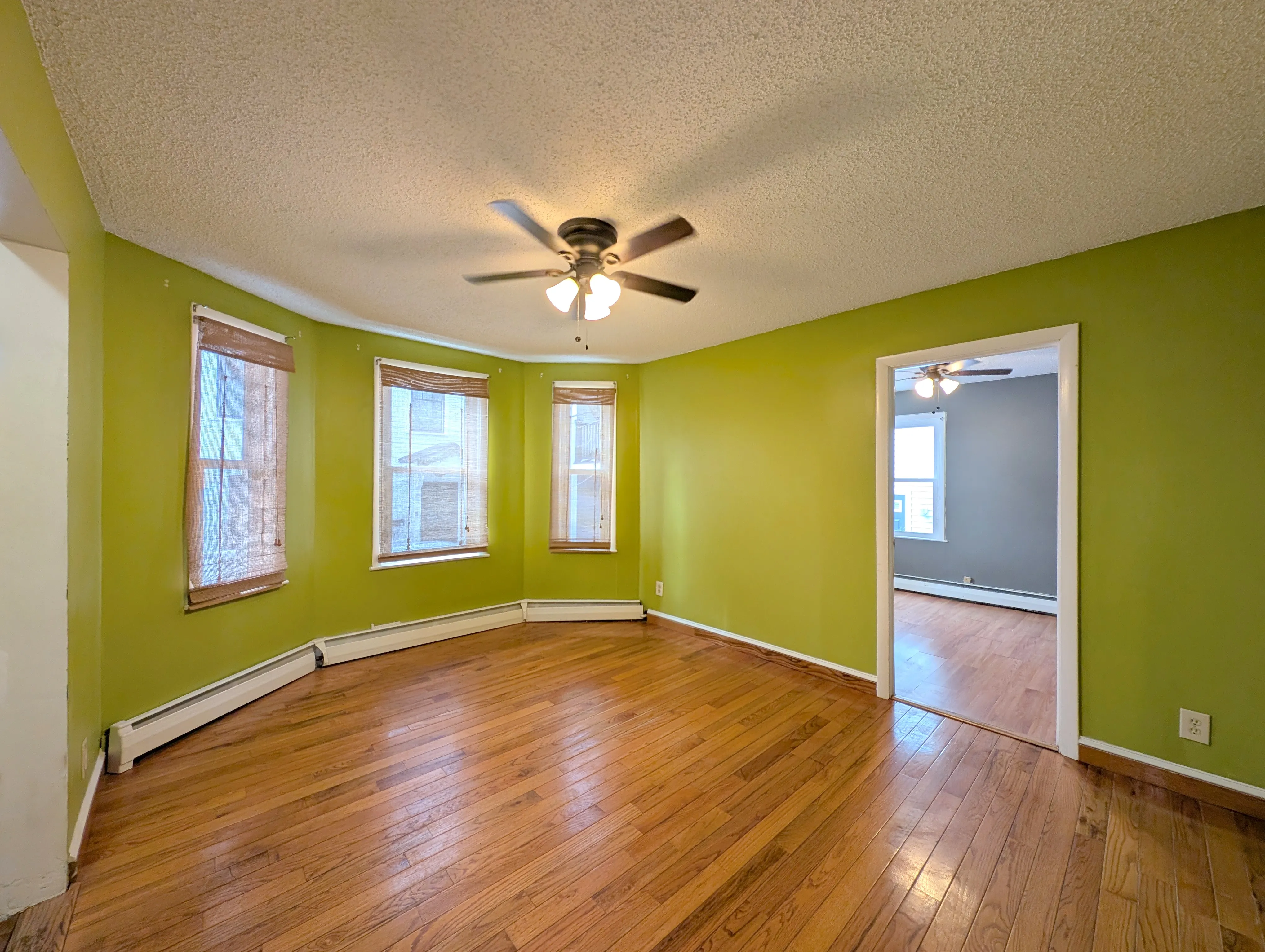 9 Lowell Ter, Magoun Square