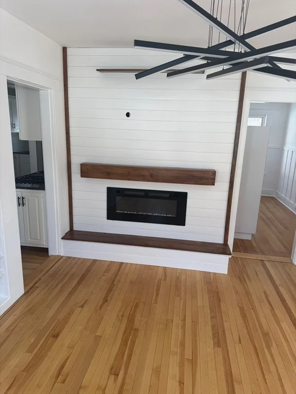 2 Harding St, Fitchburg