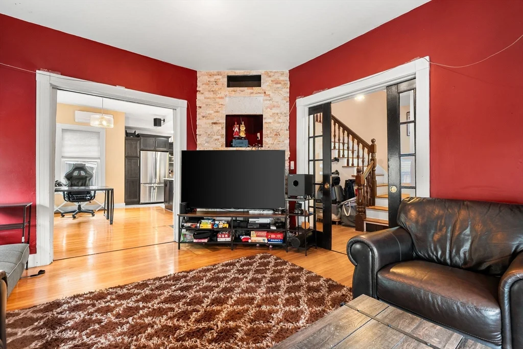 12 Pomeroy St, Allston