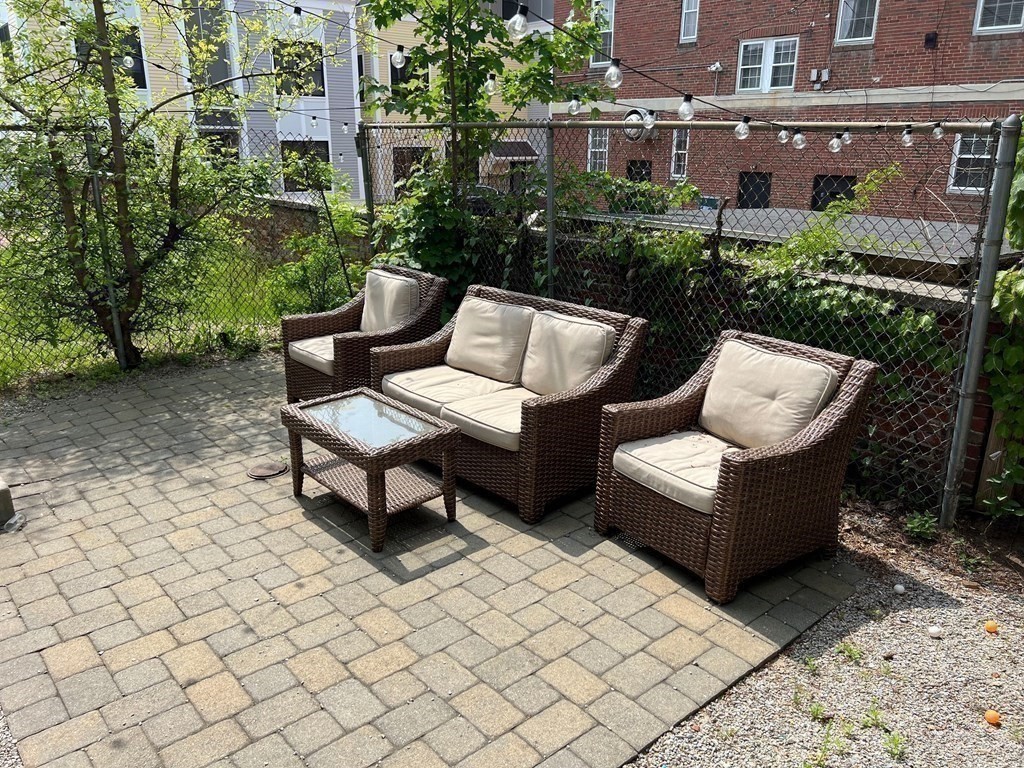 7 Loring St, South Boston