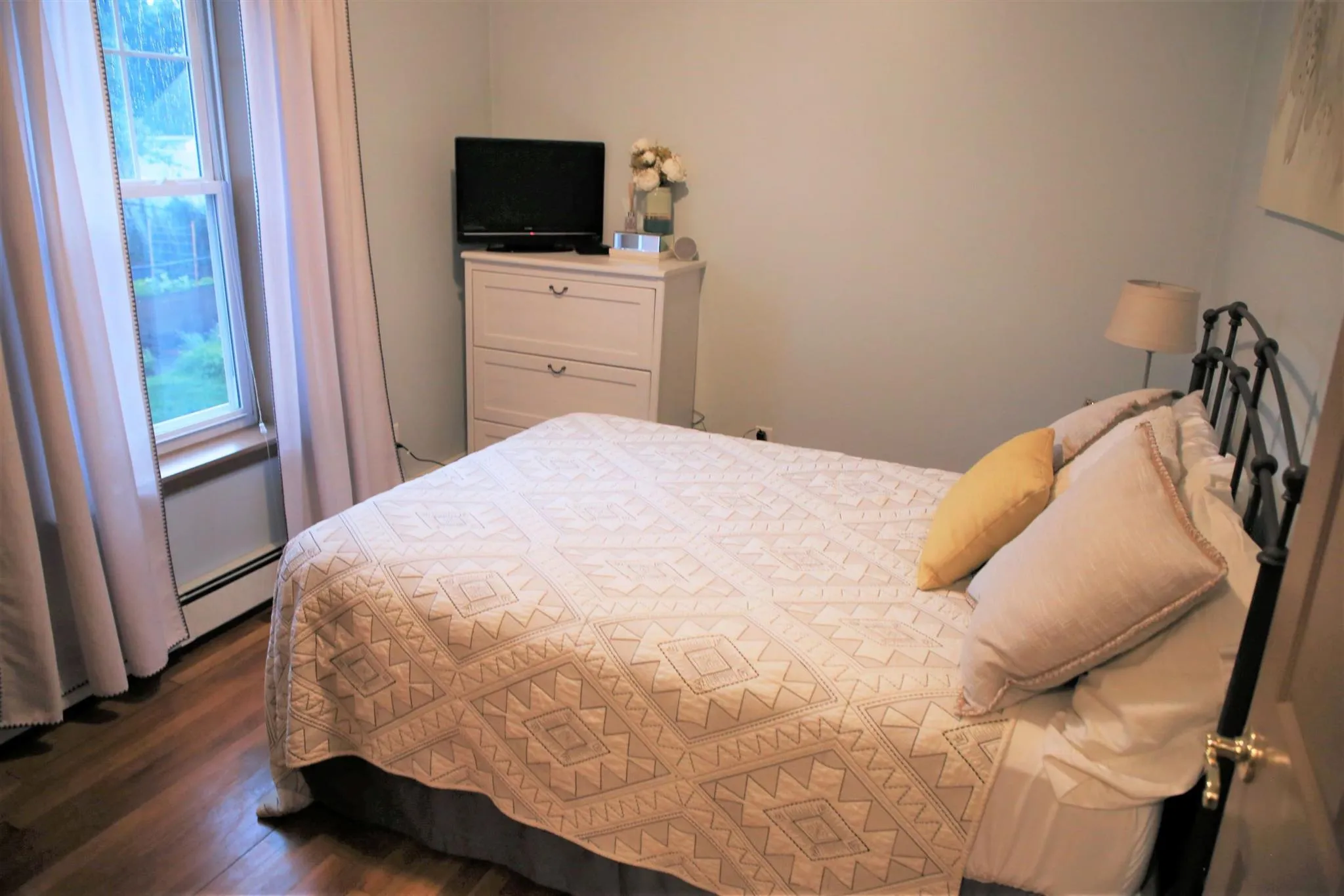 590 Main St, South Medford