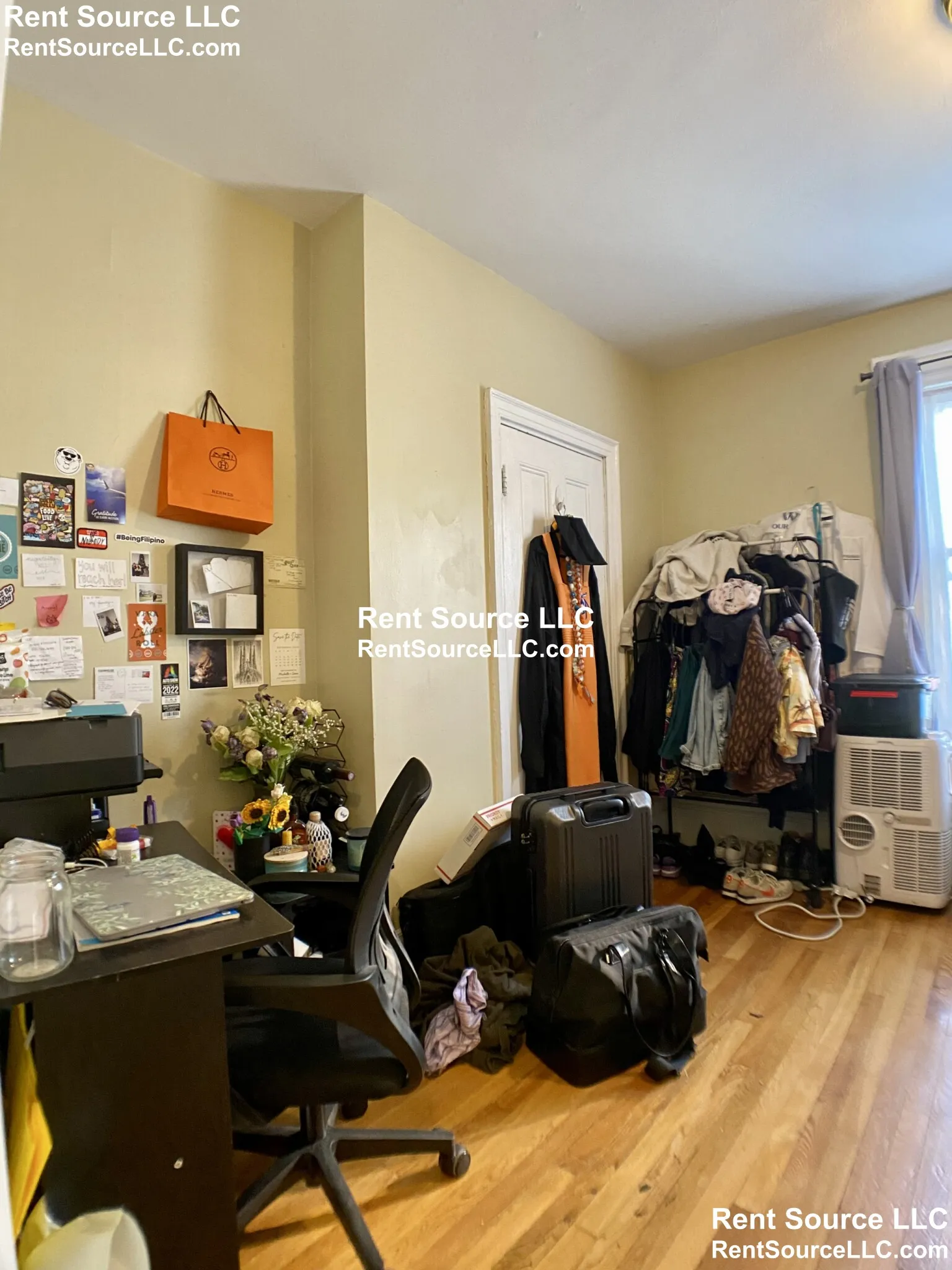 271 Highland Ave, Powder House Square