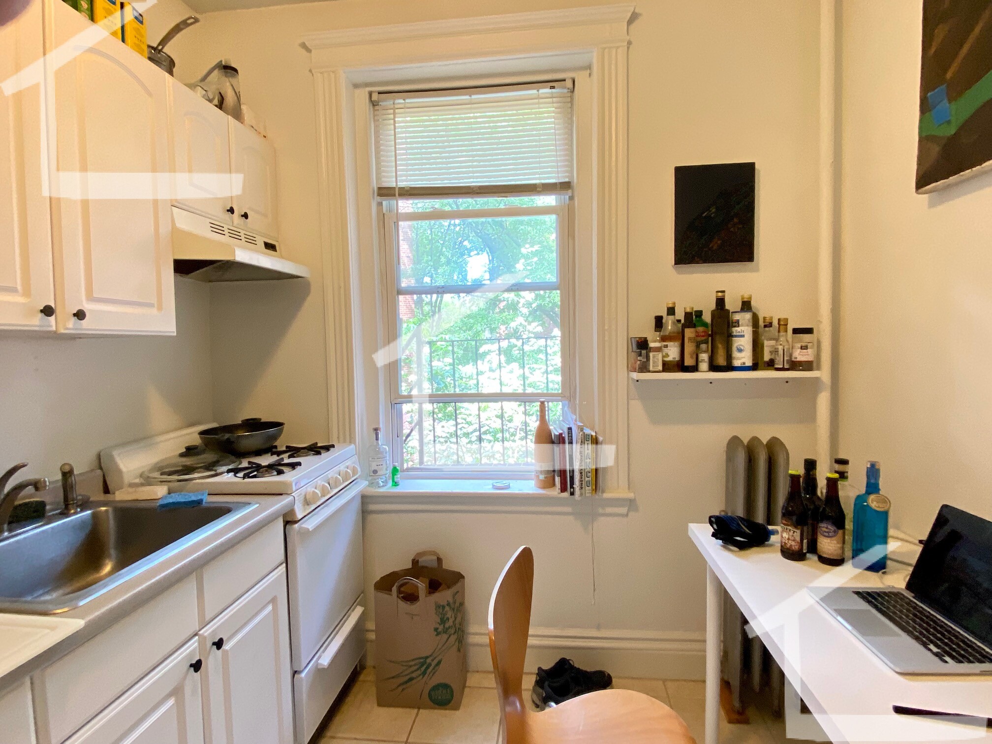 6 Camelot Ct, Brighton