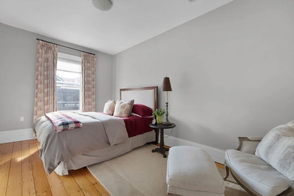 48 Appleton, South End
