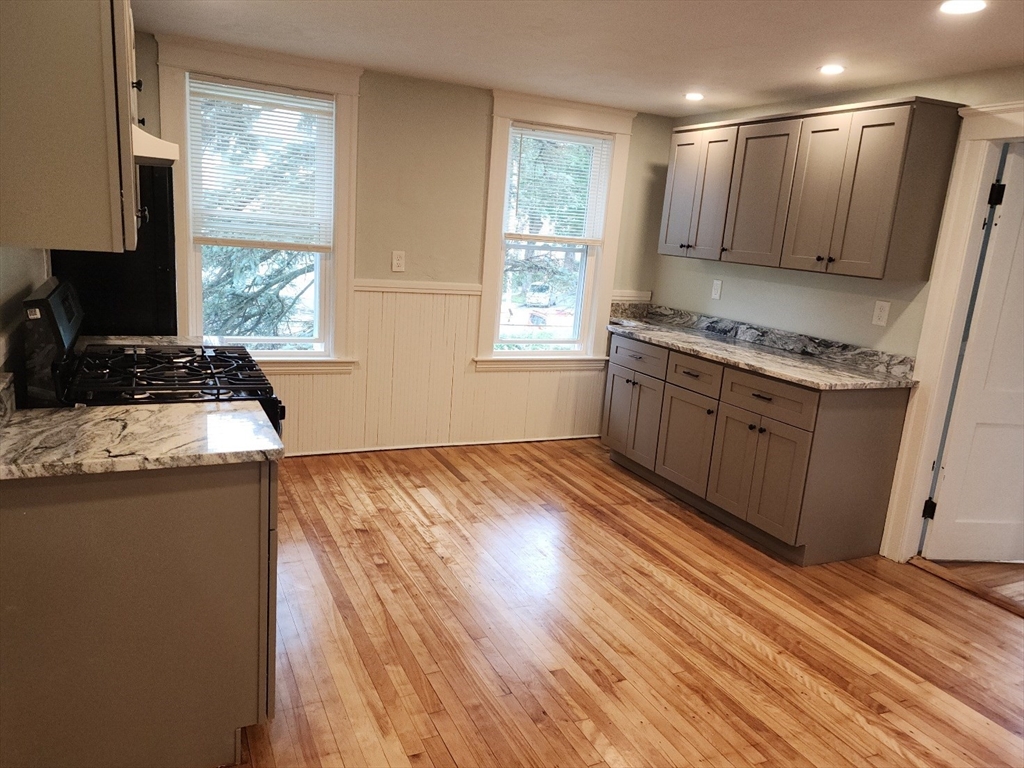 63 Fifth Ave, Worcester