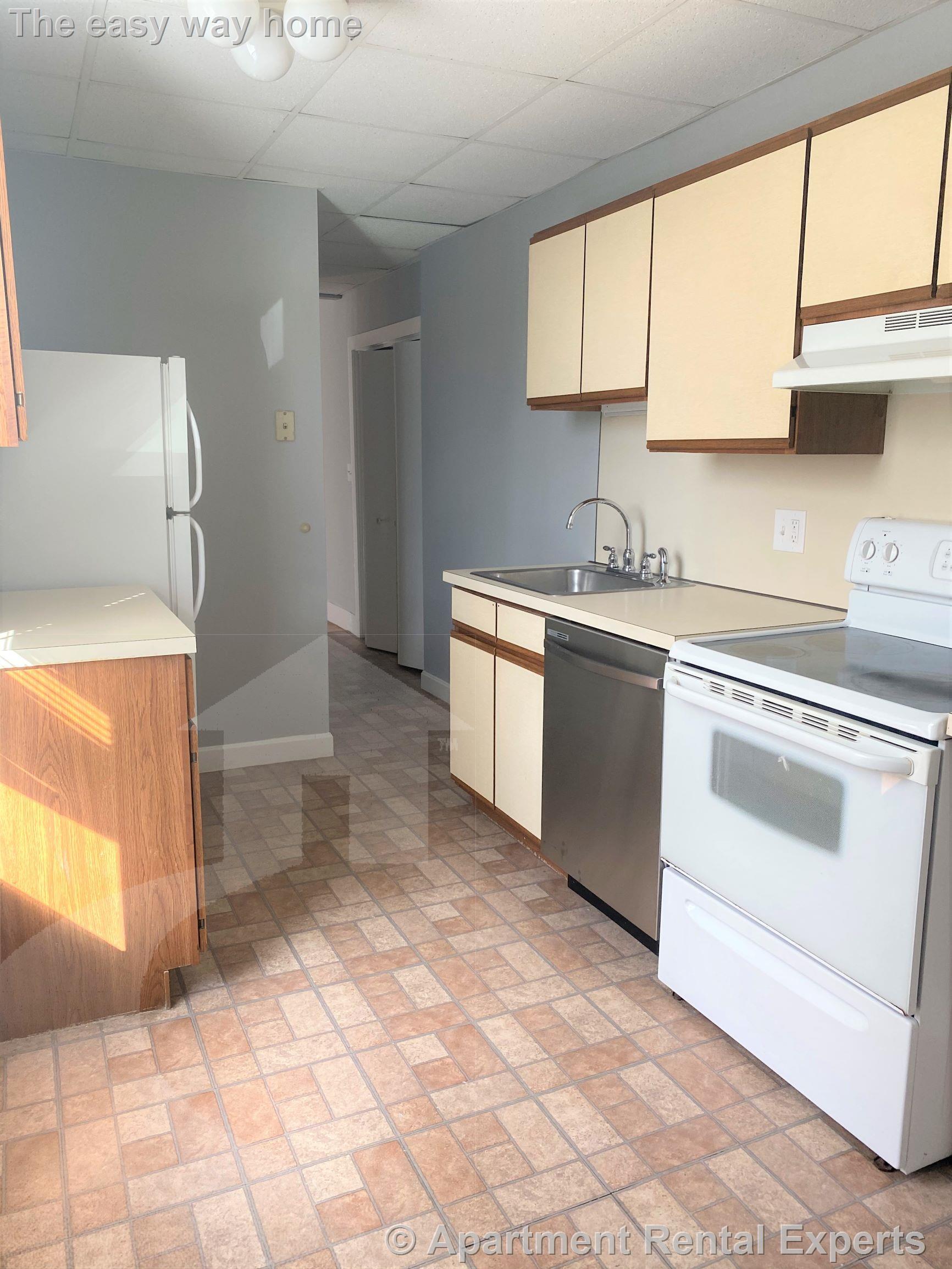 37 Spring St, Malden Center