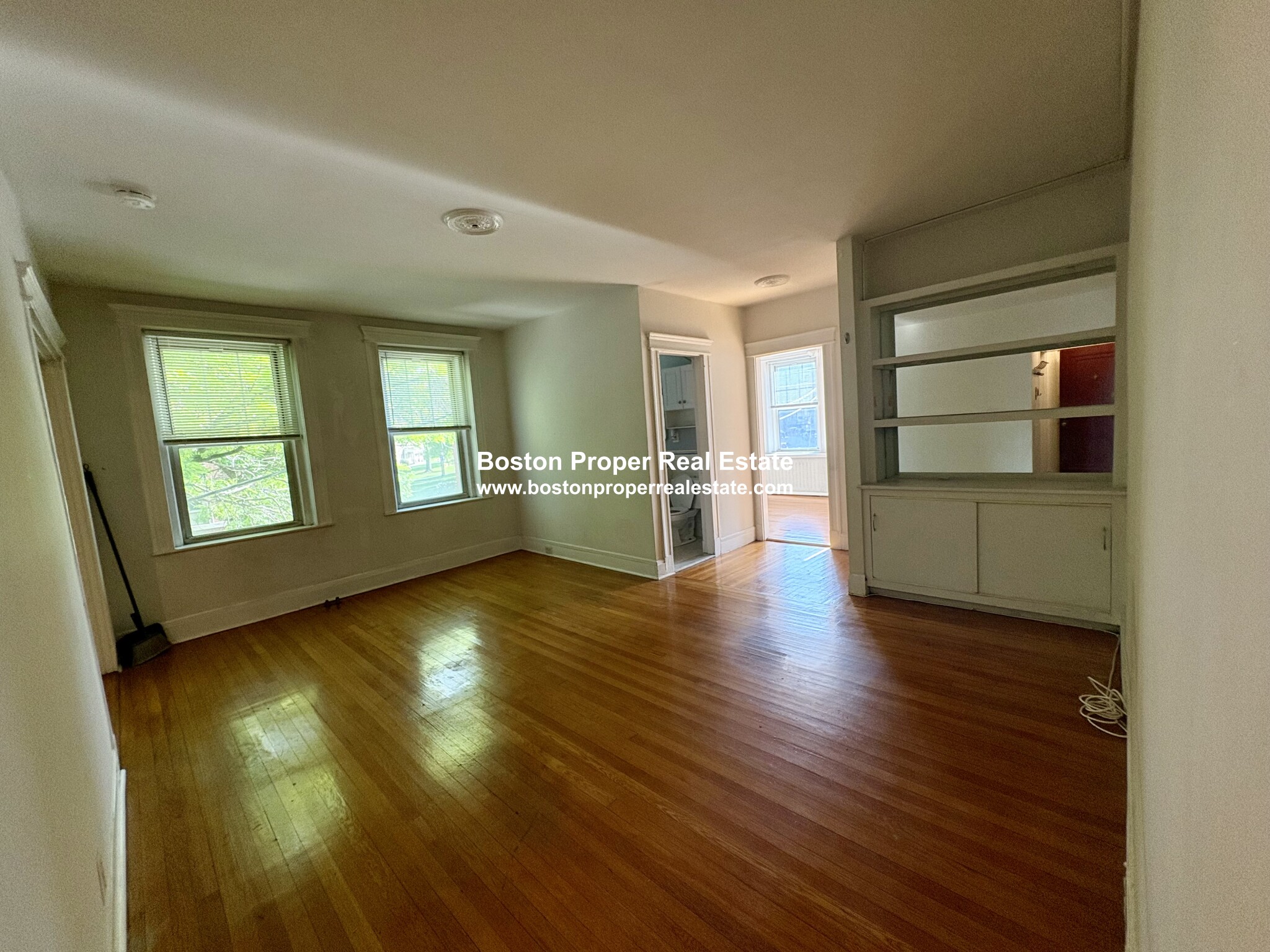 118 Riverway, Longwood