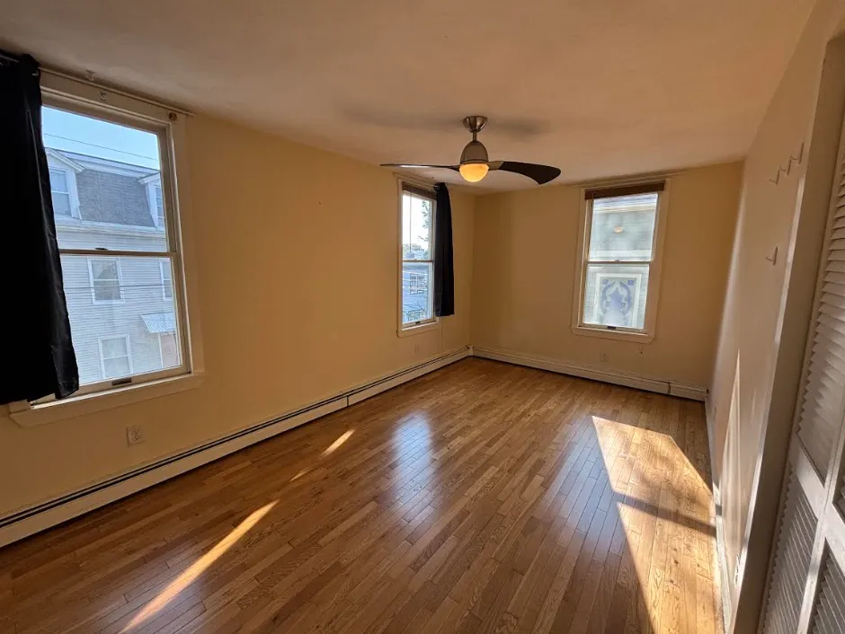 120 Spring St, East Cambridge