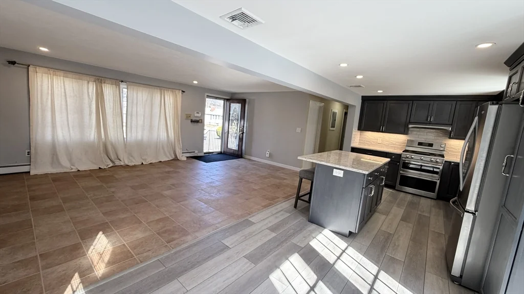 23 Orchard Ave, Saugus