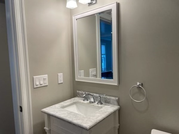 9 Ridgeway Ave, Needham