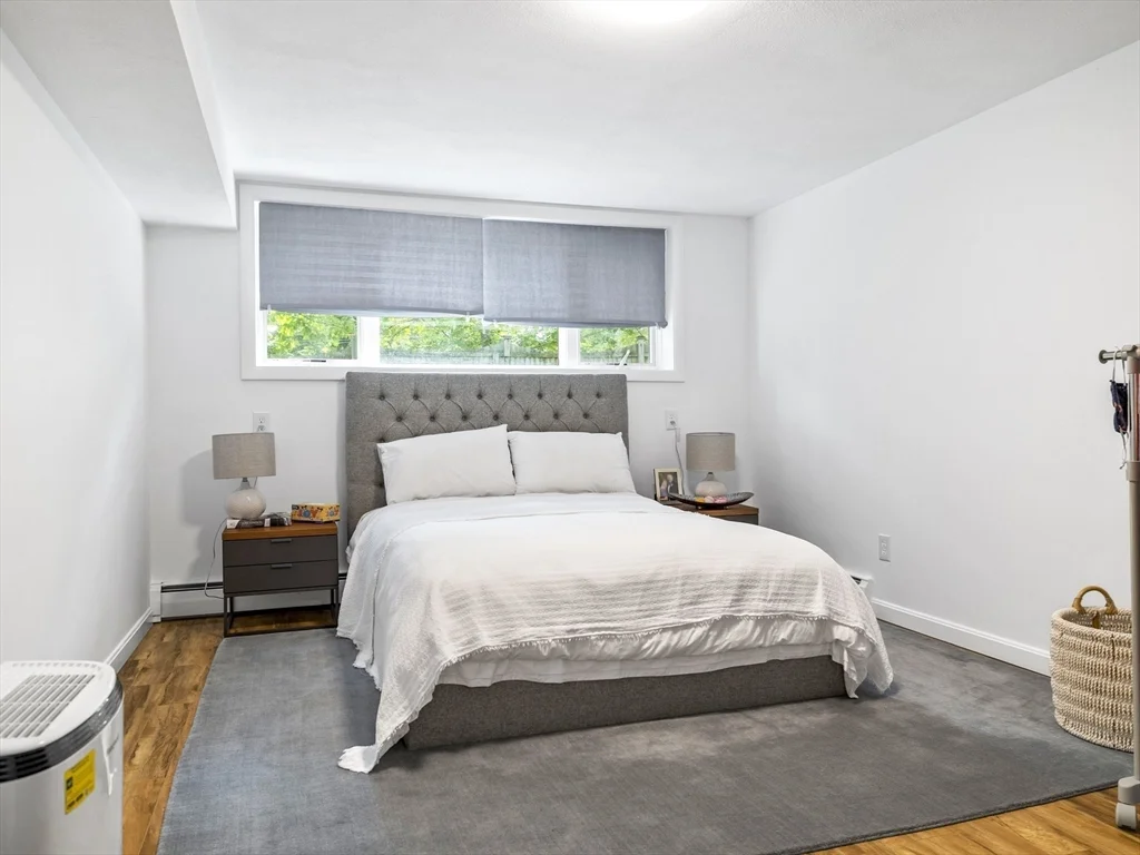 6 Nelson Dr, Chestnut Hill