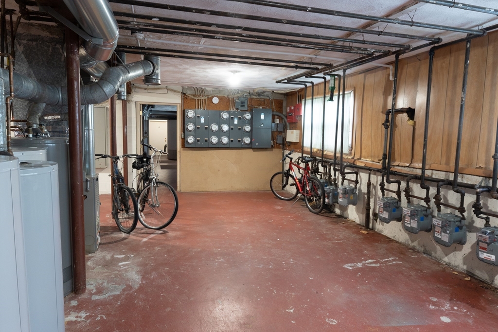 41 Davis Ave, Norwood