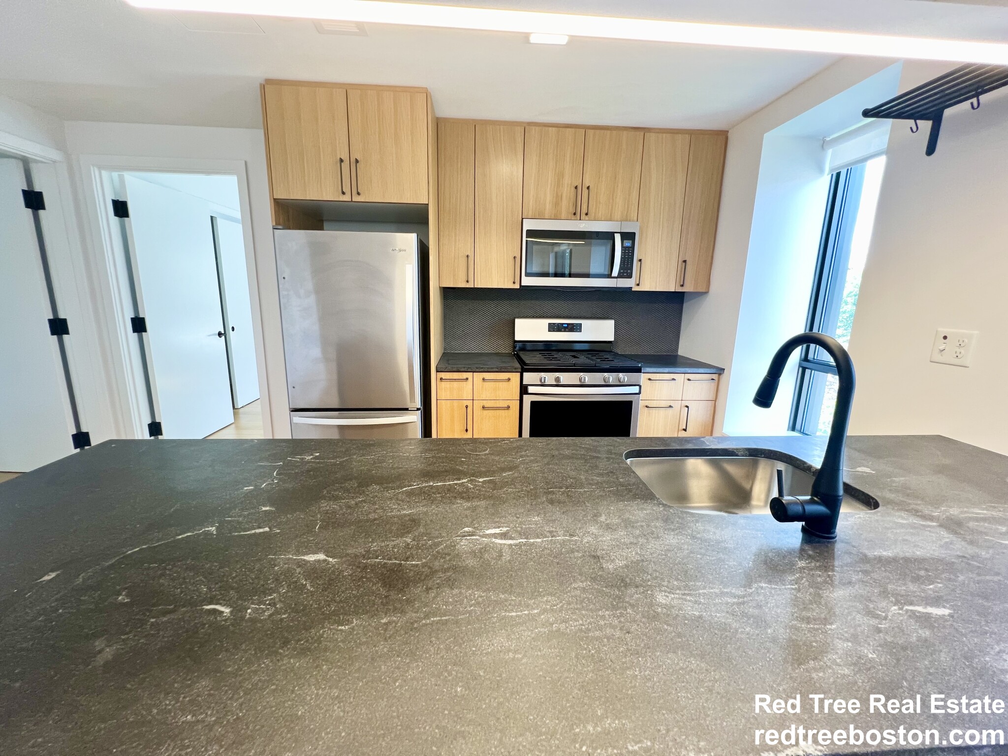 83 Gardner St, Allston