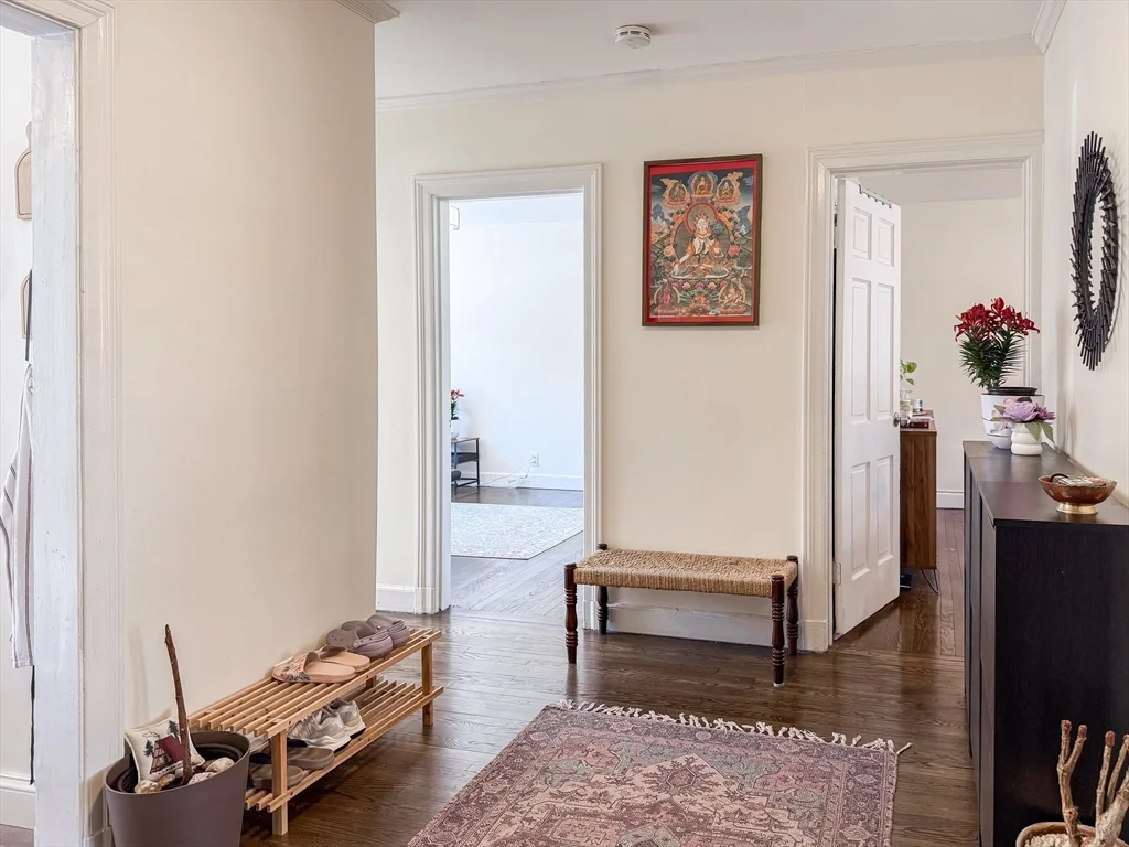 84 Strathmore Rd, Brighton