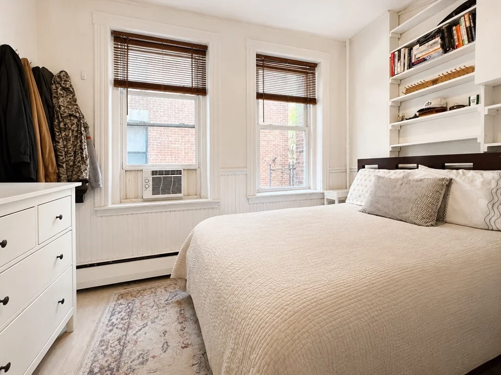 37 Garden St, Beacon Hill