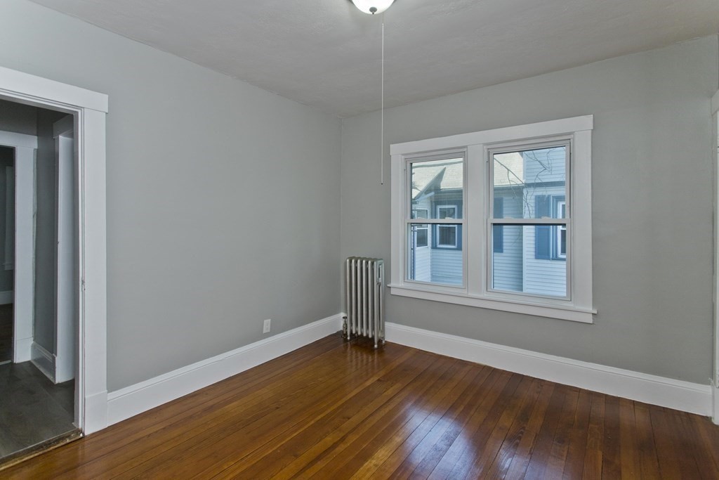 54 Draper St, Forest Park