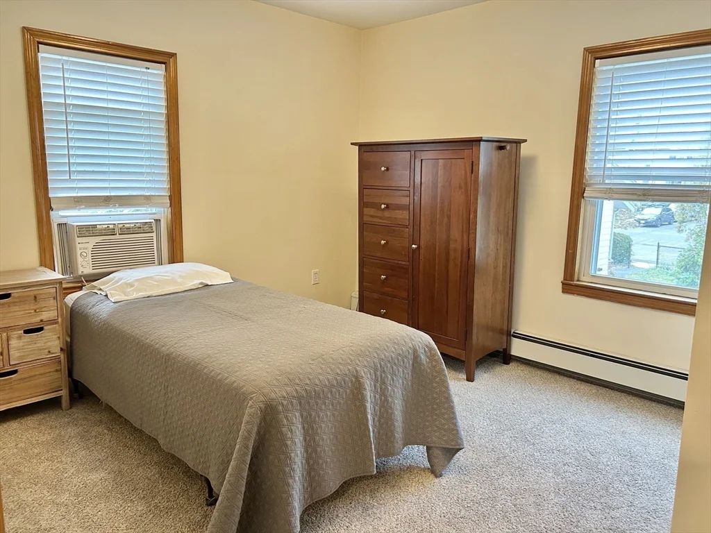 13 Princeton St, Powder House Square