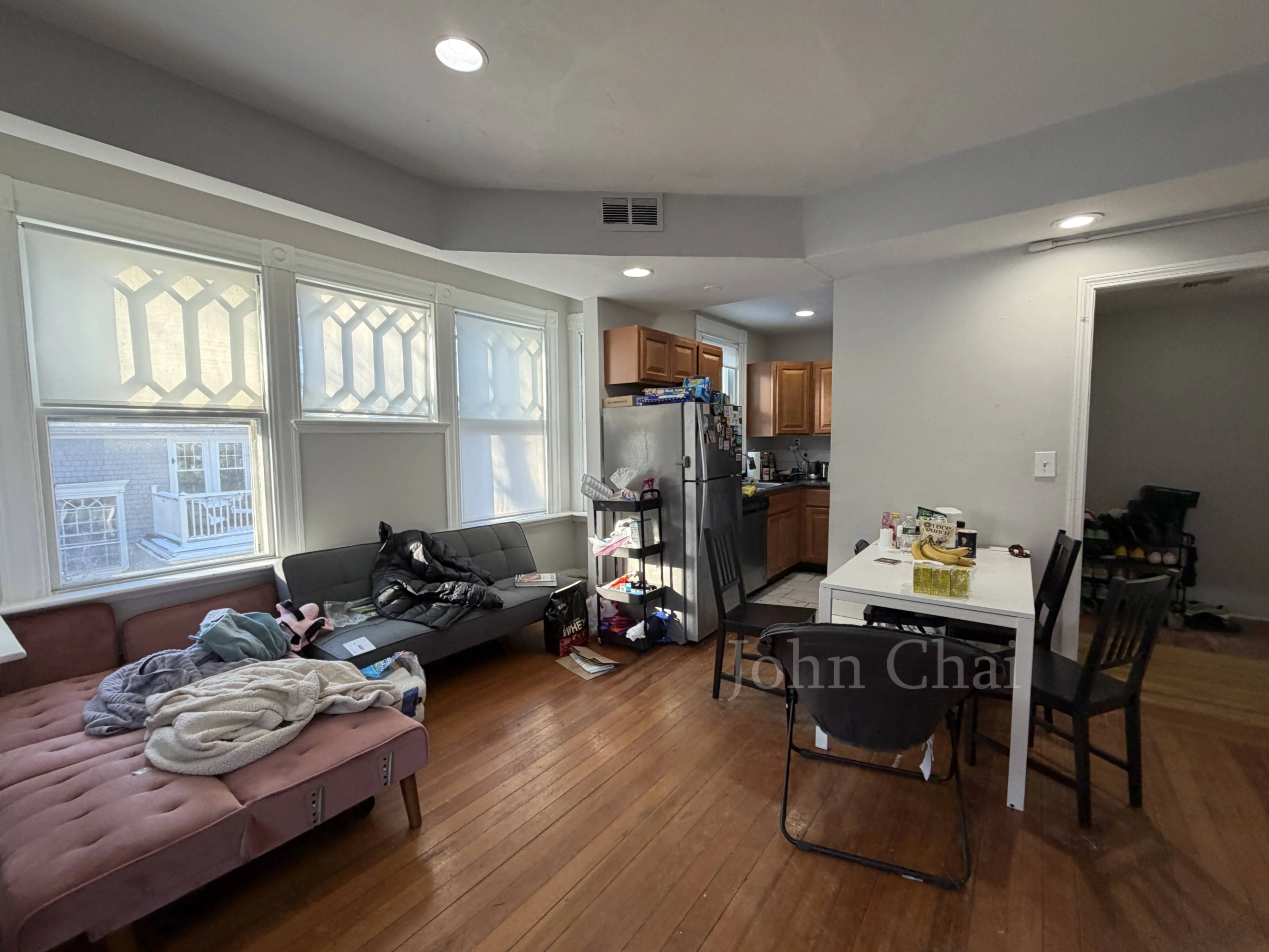 19 Braemore Rd, Brighton