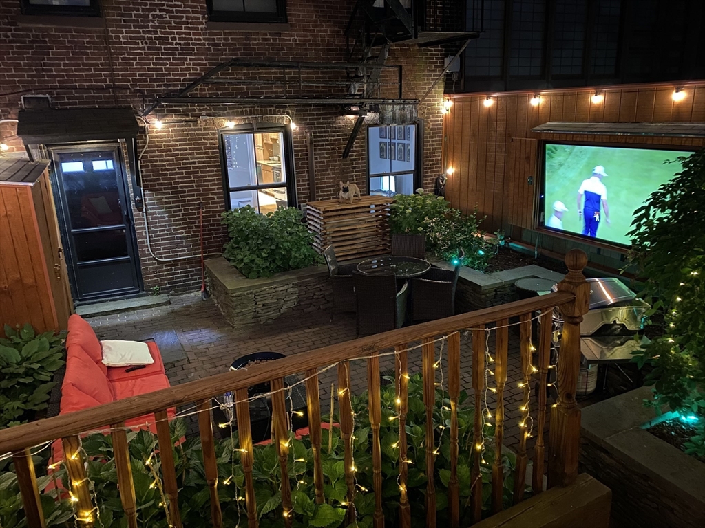 351 Marlborough St, Back Bay