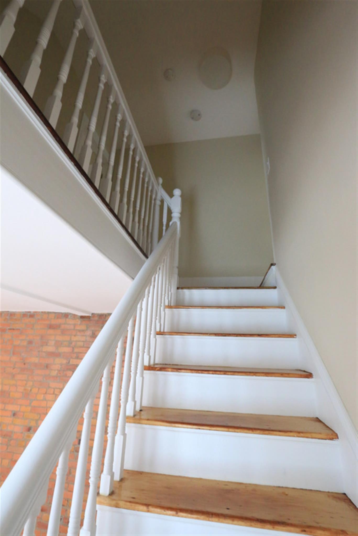 18 Chandler St, Tufts