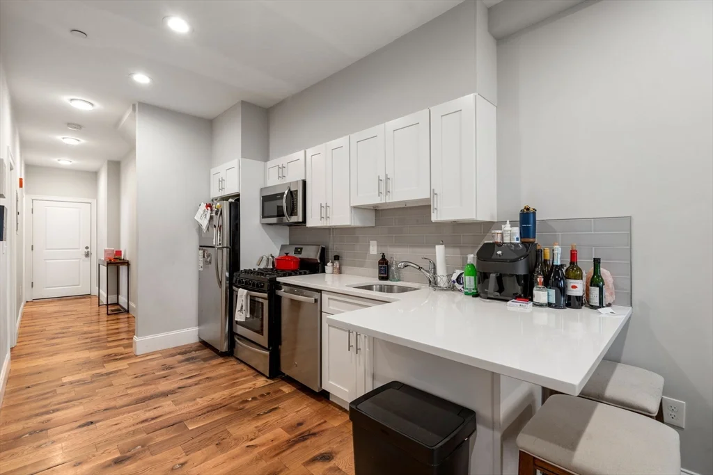 224 Lexington St, East Boston