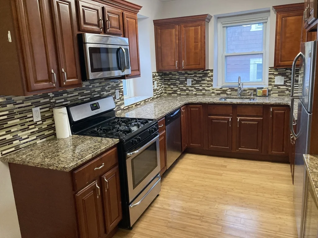 4 Charles St, Winthrop