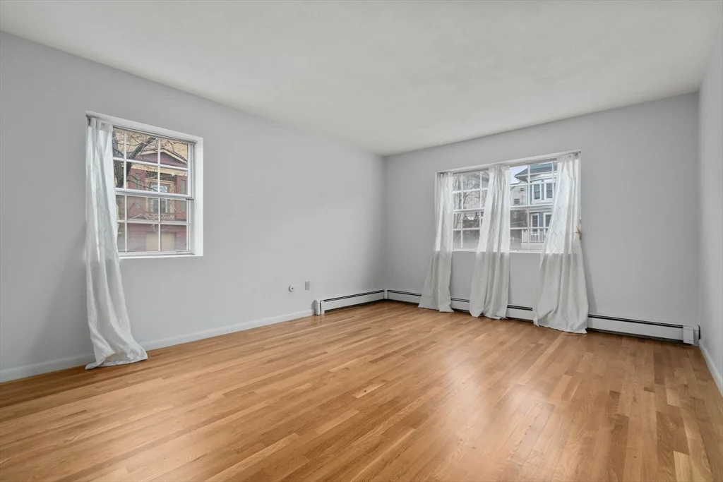 8 Robinwood Ave, Jamaica Plain