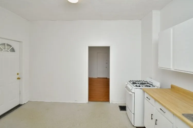 22 1/2 Wesley Park, Prospect Hill