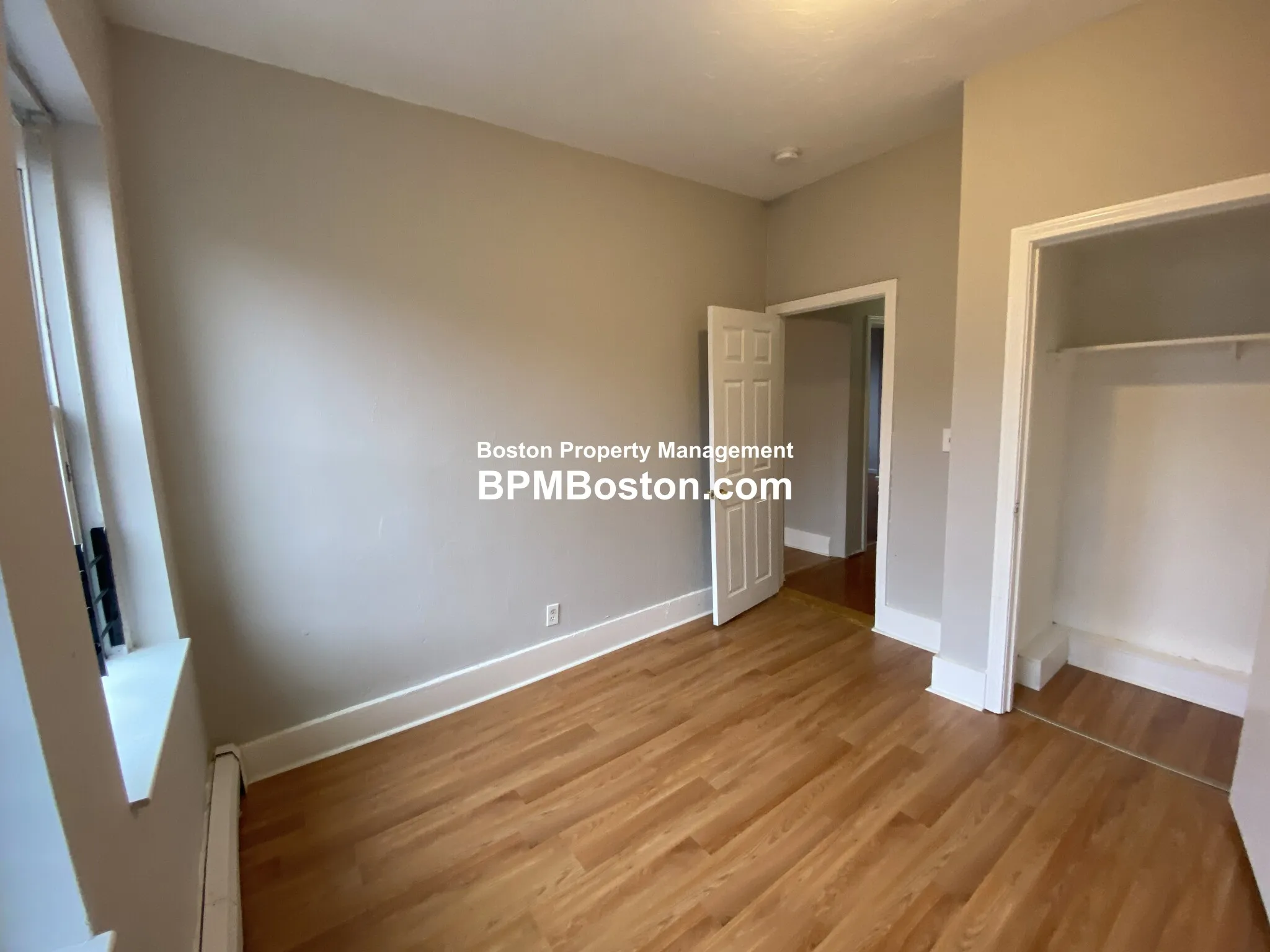 96 Woodledge St, Roxbury